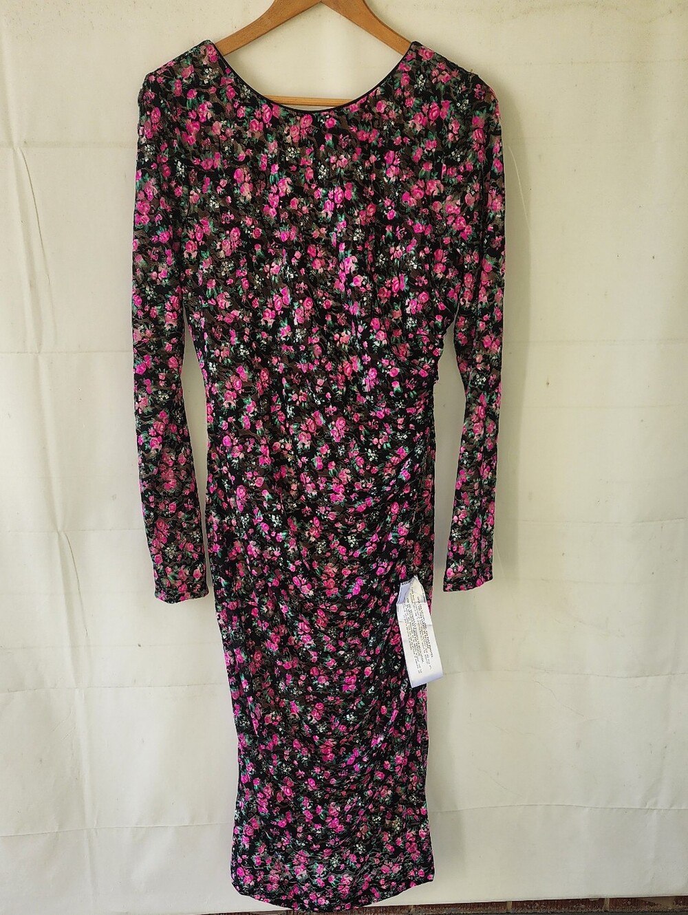 Dress The Populatio